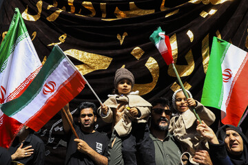 اجتماع بزرگ هیئات مذهبی در مراسم چهلم رهبر شهید انقلاب - کرمان