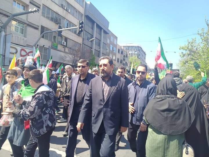تمام کشور مدیون حضور میدانی مردم است/ شخصیت رهبر انقلاب در تاریخ ملل ماندگار خواهد بود