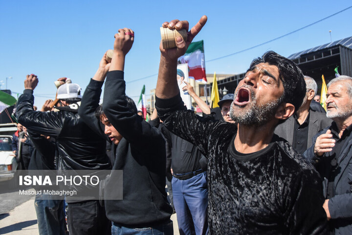 برگزاری آیین سنتی سنگ زنی مردم روستای اعلاء سمنان در اربعین رهبر شهید انقلاب