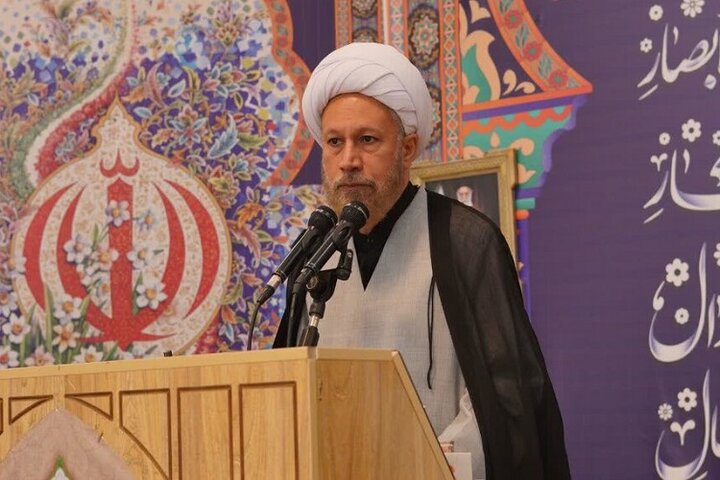 امام جمعه شیراز: عهد ملت ایران با رهبر جدید انقلاب، خلل‌ناپذیر است