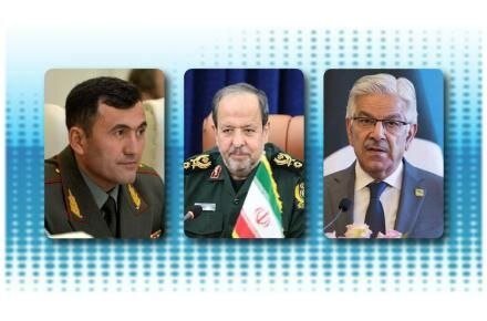 گفت‌وگوهای تلفنی سرپرست وزارت دفاع با وزرای دفاع پاکستان و تاجیکستان
