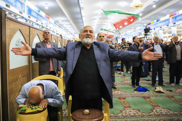 مراسم اربعین شهادت رهبر شهید انقلاب اسلامی و پاسداشت و تکریم مقام والای شهدای عزیز جنگ رمضان - کرمان