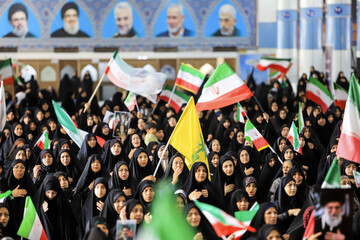 مراسم اربعین شهادت رهبر شهید انقلاب اسلامی و پاسداشت و تکریم مقام والای شهدای عزیز جنگ رمضان - کرمان