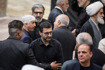 نماز جمعه تهران در مرقد امام خمینی(ره)