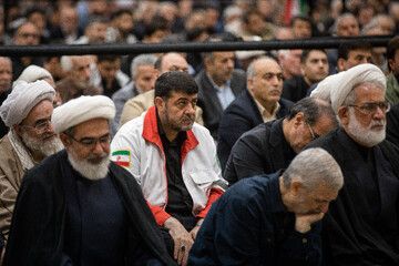 نماز جمعه تهران در مرقد امام خمینی(ره)