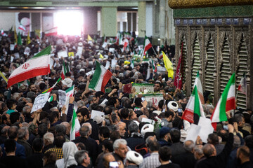 نماز جمعه تهران در مرقد امام خمینی(ره)