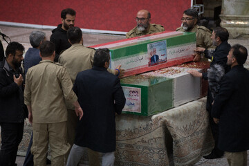 نماز جمعه تهران در مرقد امام خمینی(ره)