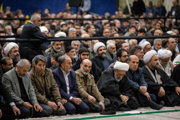 نماز جمعه تهران در مرقد امام خمینی(ره)