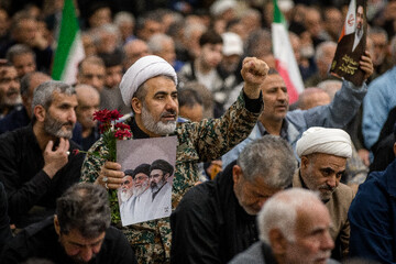 نماز جمعه تهران در مرقد امام خمینی(ره)