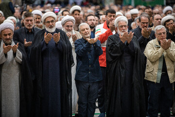 نماز جمعه تهران در مرقد امام خمینی(ره)