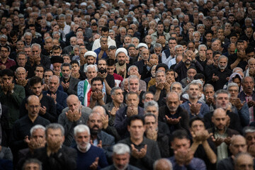 نماز جمعه تهران در مرقد امام خمینی(ره)
