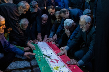مراسم خاکسپاری شهید کمال خرازی