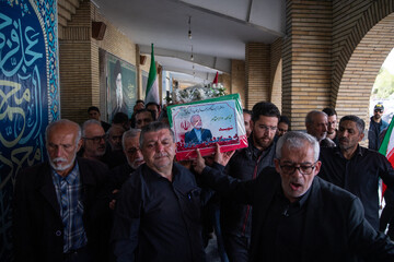 مراسم خاکسپاری شهید کمال خرازی