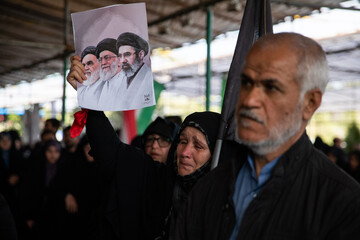 مراسم خاکسپاری شهید کمال خرازی