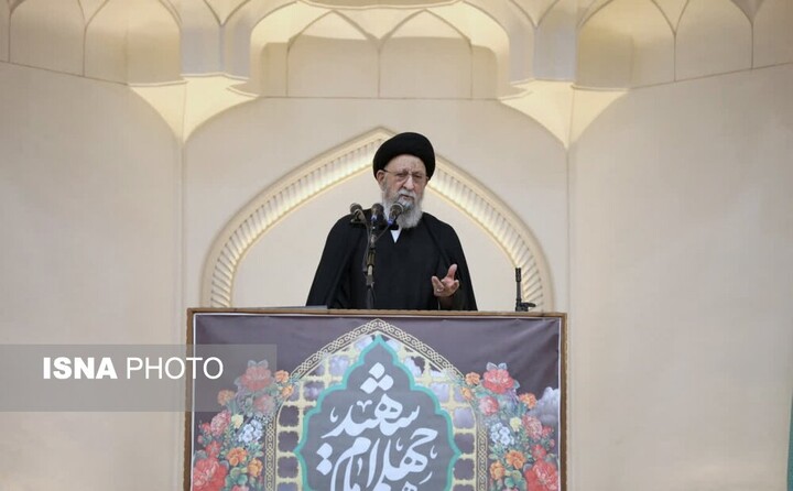 امام جمعه گرگان: جنگ نظامی متوقف شده اما میدان نبرد در دیپلماسی است