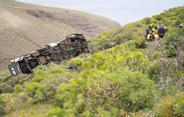 واژگونیِ اتوبوس گردشگری در «جزایر قناری»