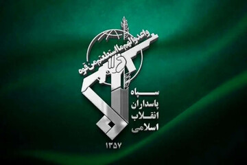 نیروی دریایی سپاه: هرگونه تحرک اشتباه، دشمن را در تنگه گرفتار گرداب‌های مرگباری خواهد کرد