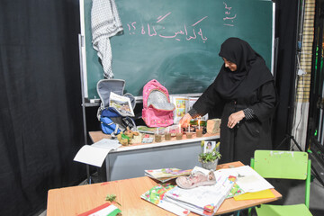 مراسم یادبود شهدای دانش آموز و معلم میناب - سمنان