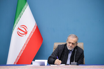 پیام پزشکیان در پی درگذشت آیت الله موسوی تبریزی
