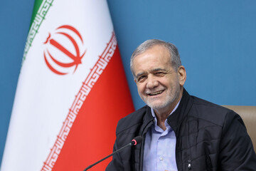 پزشکیان: جوانان ما تحت هیچ شرایطی و در هیچ عرصه‌ای متوقف نخواهند شد