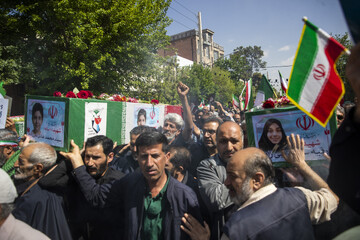 تشییع پیکر مطهر خانواده پنج نفره،نبی‌زاده - حرم مطهر حضرت سید علاءالدین‌ الحسین (ع)