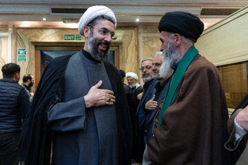 حجت الاسلام رستمی نمایده ولی فقیه در دانشگاه‌ها در مراسم بزرگداشت چهلمین روز شهادت سرلشکر شهید محمد شیرازی، رئیس دفتر فرماندهی کل قوا