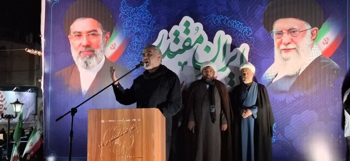 ایران در برابر فشارها و تهدیدها عقب‌نشینی نمی‌کند