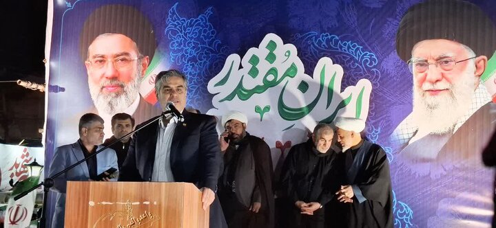 ایران در برابر فشارها و تهدیدها عقبنشینی نمیکند