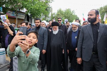 حضور آیت الله سید احمد علم الهدی، امام جمعه مشهد و نماینده ولی فقیه در خراسان رضوی در اجتماع عظیم صادقیون مشهد