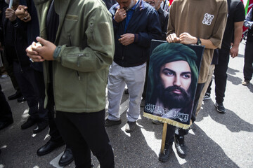 بیرق گردانی و عزاداری شهادت امام جعفر صادق (ع)  - بلوار چمران شیراز (موکب عزیزم حسین علیه السلام)