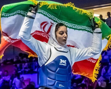حنا زرین کمر و بنیامین سلطانیان قهرمان تکواندوی نوجوانان جهان شدند
