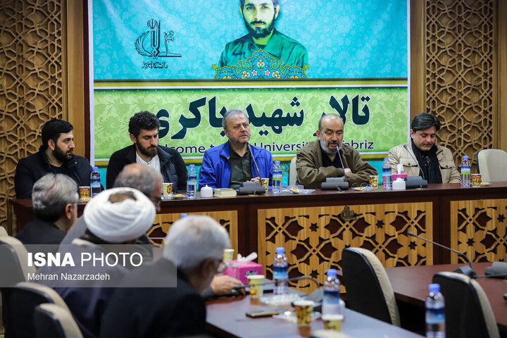نشست تبیینی"ابعاد مختلف جنگ آمریکا و رژیم صهیونیستی علیه مسلمین جهان"