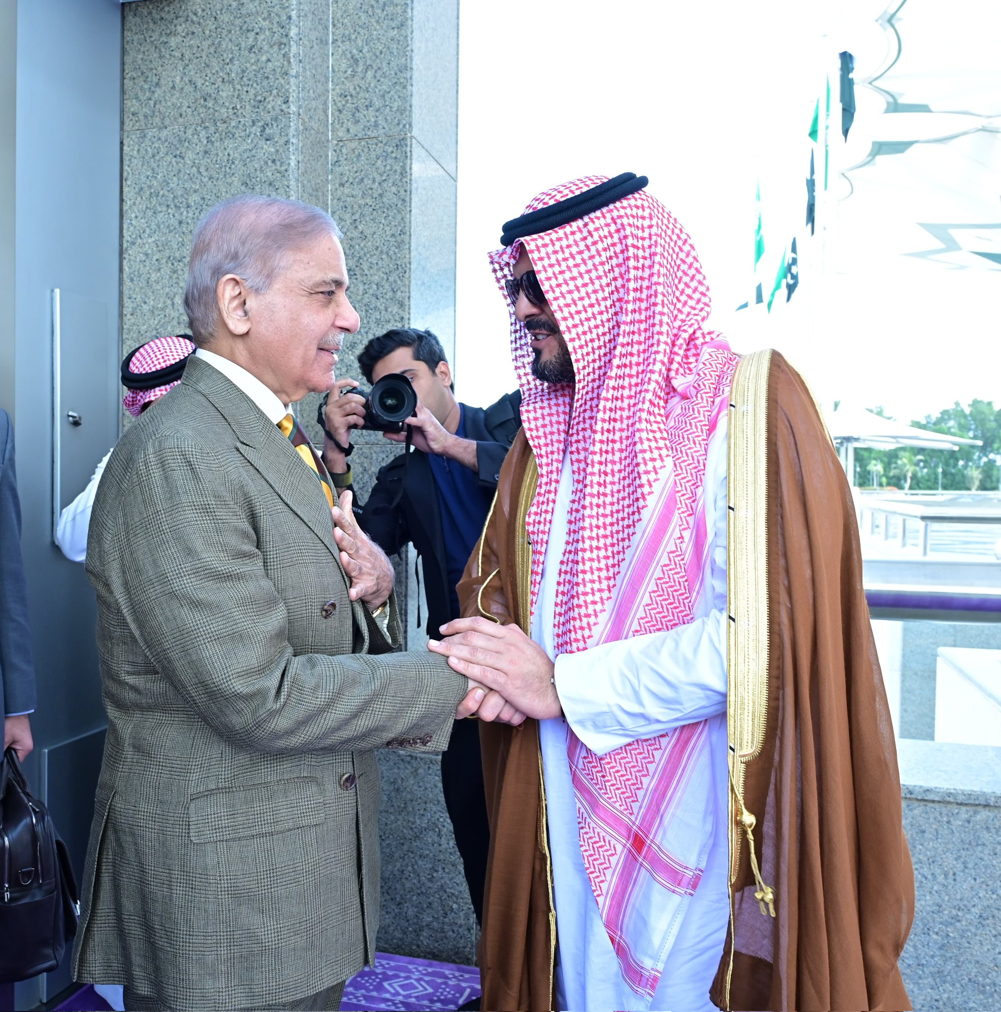 شهباز شریف وارد جده شد