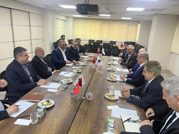 دیدار هیات پارلمانی ایران با«داوود اوغلو»