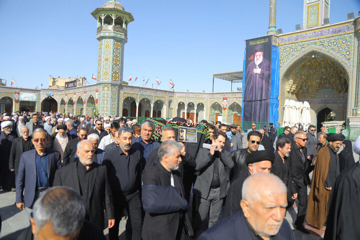 پیکر آیت‌الله سید حسین موسوی تبریزی در قم تشییع شد