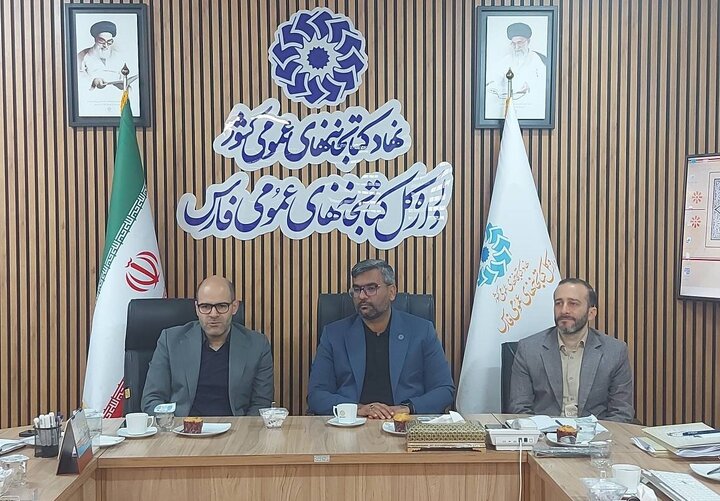 یک گام برای هوشمندسازی ترویج کتابخوانی در شیراز/ اتصال ۹ کتابخانه شهرداری به سامانه سراسری