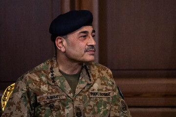 فیلد مارشال عاصم منیر، فرمانده ارتش پاکستان در دیدار با مسعود پزشکیان، رئیس جمهور