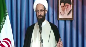 امام‌جمعه موقت خرم‌آباد: دشمن در میدان شکست سختی خورد