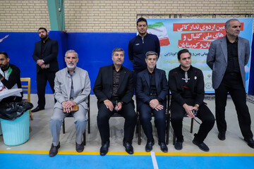 رضا صدیقی، نماینده مردم تبریز، آذرشهر و اسکو در مجلس شورای اسلامی در پانزدهمین اردوی تدارکاتی تیم ملی گلبال نا‌بینایان و کم‌بینایان - تبریز