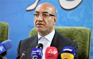 استاندار کرمانشاه: تا زمانی که مردم در میدان هستند این نظام شکست‌ناپذیر است