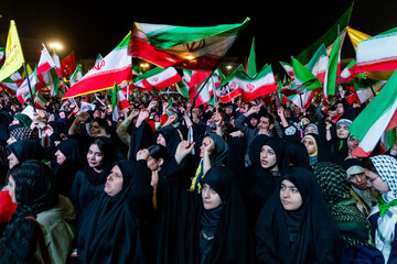 دختران ایران امروز نماد استقامت، هویت و امید به آینده‌اند
