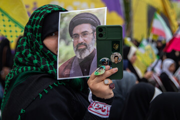 اجتماع دختران آرمانی
