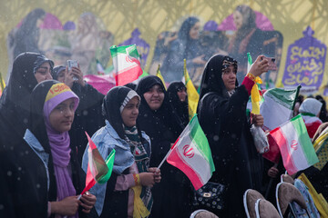 اجتماع دختران آرمانی