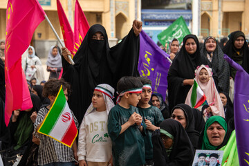 برپایی اجتماع بزرگ دختران و بانوان جان فدا   در دهه کرامت   - شیراز