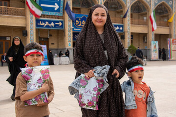 برپایی اجتماع بزرگ دختران و بانوان جان فدا   در دهه کرامت   - شیراز