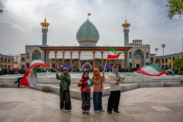 برپایی اجتماع بزرگ دختران و بانوان جان فدا   در دهه کرامت   - شیراز