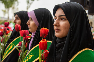 برپایی اجتماع بزرگ دختران و بانوان جان فدا   در دهه کرامت   - شیراز
