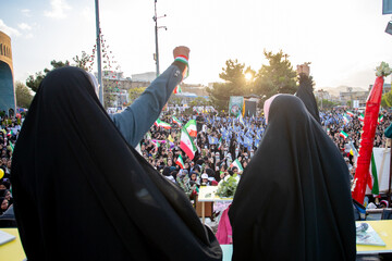 دختران جان‌فدای ایران - اراک