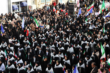 اجتماع بزرگ دختران و بانوان جان فدا- اهر