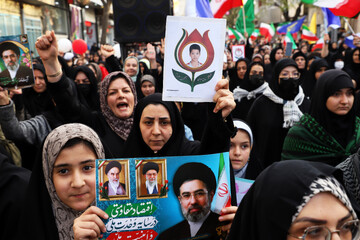 اجتماع بزرگ دختران و بانوان جان فدا- اهر